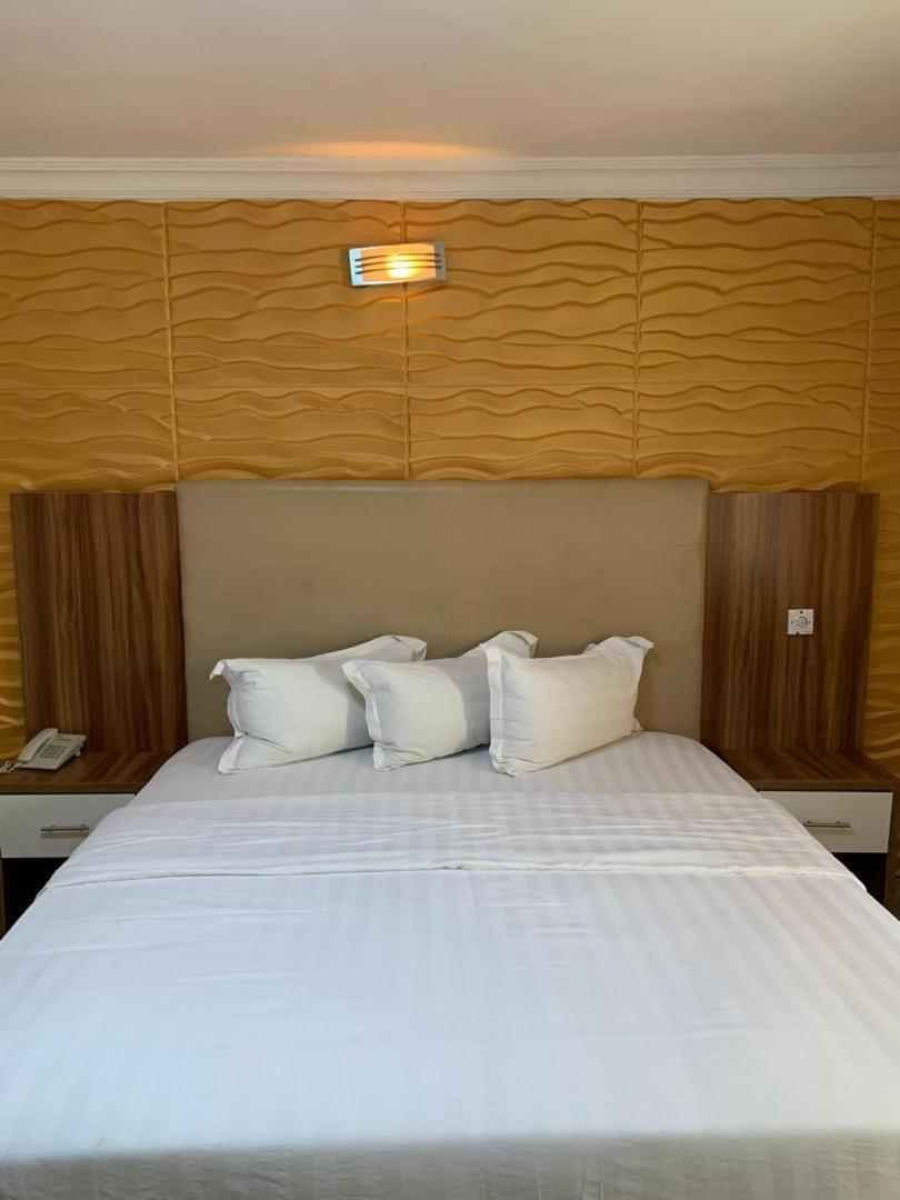 Royal Marquis Hotel Ibadan Luaran gambar